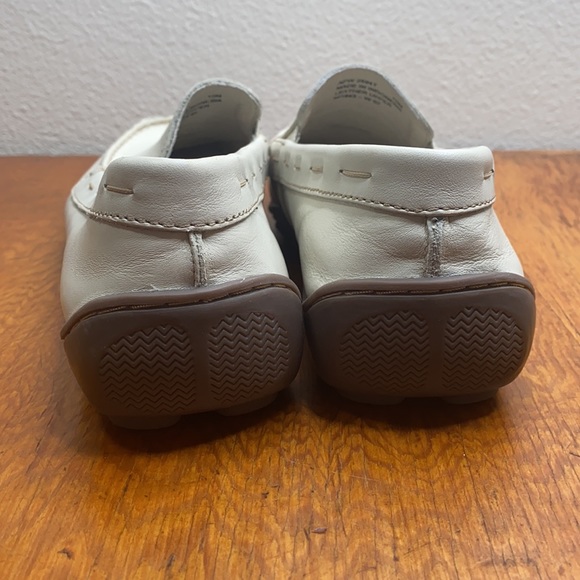 Rockport Washable Footwear Cream Loafers - Picture 4 of 10